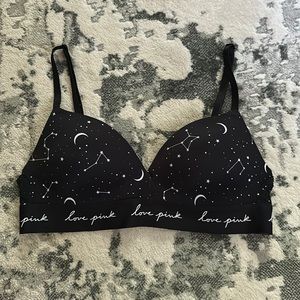 VS Pink Wear Everywhere Wireless Push Up Bra